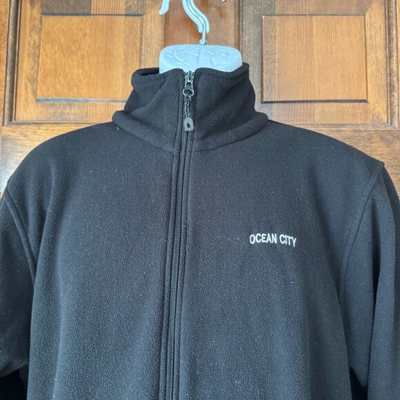 Landway Black Zip-Up Fleece w/OCEAN CITY in White Embroidered Letters Medium - Picture 2 of 13